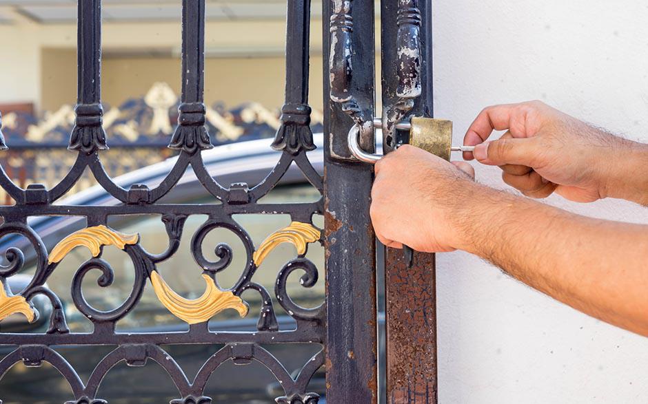 changer serrure portail Montreuil